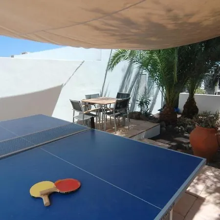 In Sleeps 8 Includes Swimming Pool Air Con And Wifi Puerto Calero