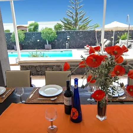 In Sleeps 8 Includes Swimming Pool Air Con And Wifi Villa Puerto Calero